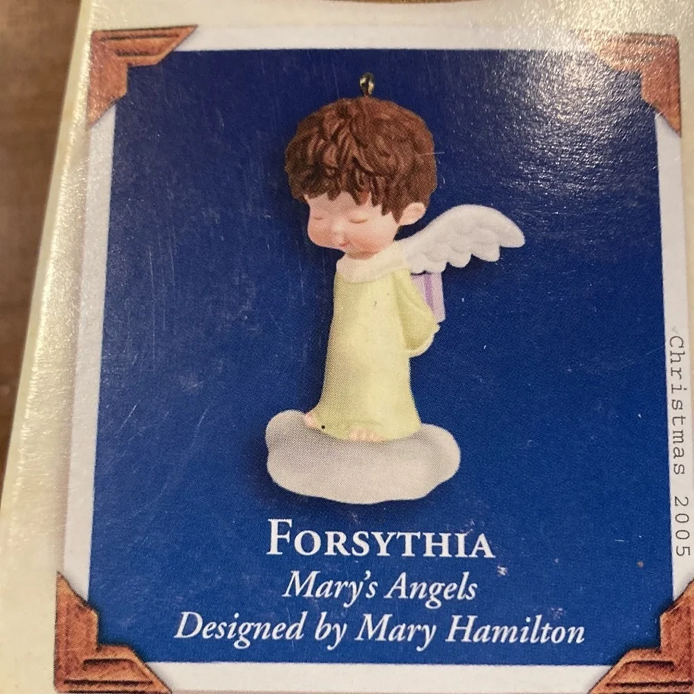 NIB HALLMARK 2005 Keepsake Ornament- Forsythia